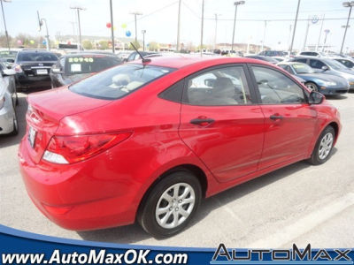 2012 Hyundai Accent  GLS