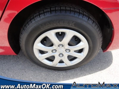 2012 Hyundai Accent  GLS