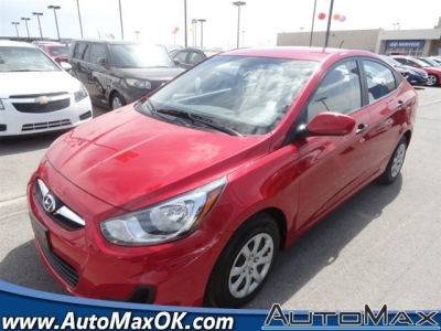 2012 Hyundai Accent  GLS