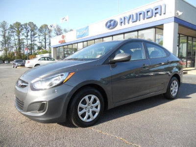 2012 Hyundai Accent  GLS
