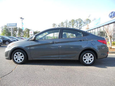 2012 Hyundai Accent  GLS