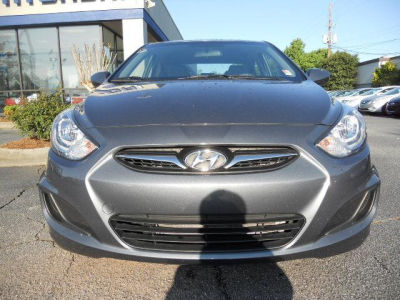 2012 Hyundai Accent  GLS