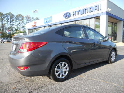 2012 Hyundai Accent  GLS