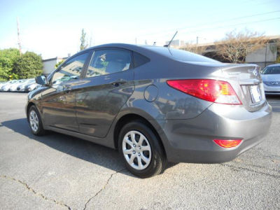 2012 Hyundai Accent  GLS
