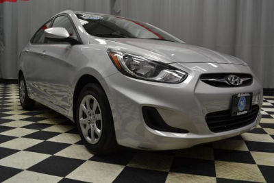 2012 Hyundai Accent  GLS