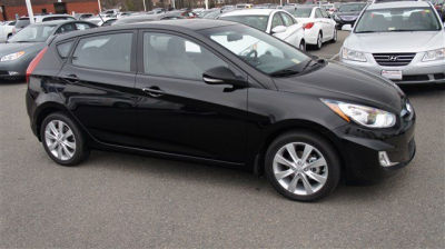 2013 Hyundai Accent  GS