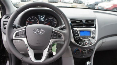 2013 Hyundai Accent GS