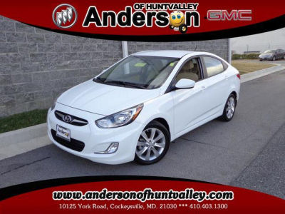 2013 Hyundai Accent  GLS