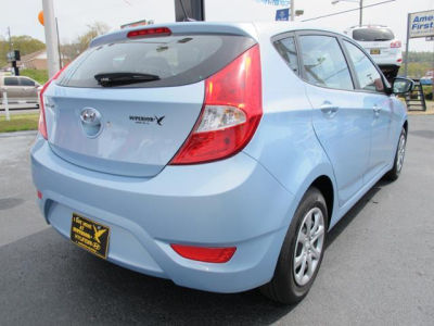 2012 Hyundai Accent GS