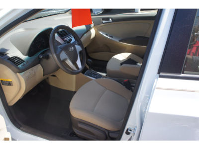 2013 Hyundai Accent  GLS