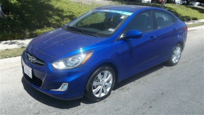 2012 Hyundai Accent  GLS