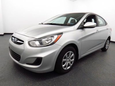 2012 Hyundai Accent  GLS