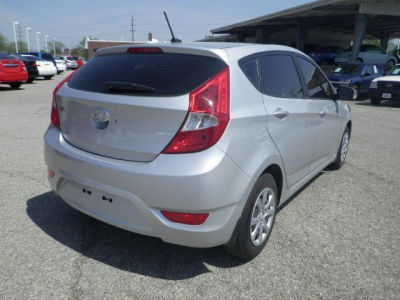 2012 Hyundai Accent