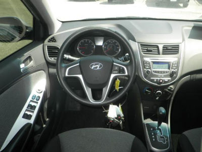 2012 Hyundai Accent