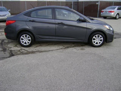 2012 Hyundai Accent  GLS