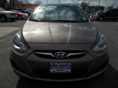 2012 Hyundai Accent  GLS