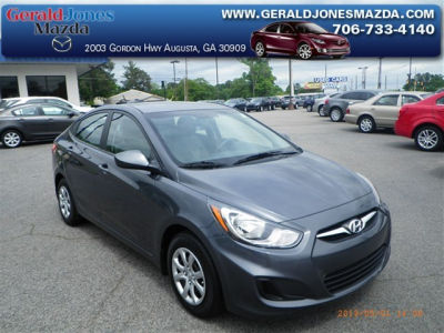 2012 Hyundai Accent  GLS