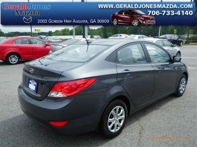 2012 Hyundai Accent  GLS
