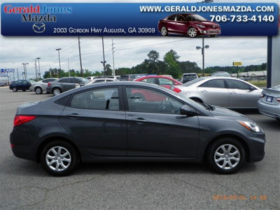 2012 Hyundai Accent  GLS