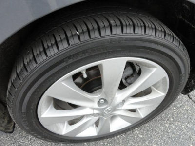 2012 Hyundai Accent  SE