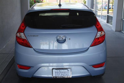 2012 Hyundai Accent SE