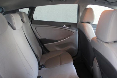 2012 Hyundai Accent SE