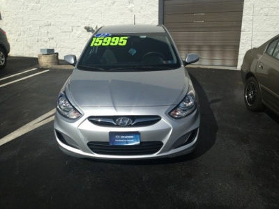 2012 Hyundai Accent  GS