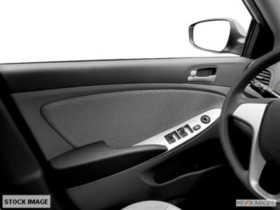 2012 Hyundai Accent  GLS