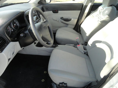 2011 Hyundai Accent  GLS