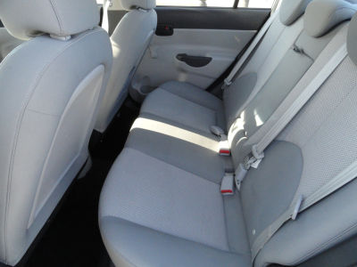 2011 Hyundai Accent  GLS