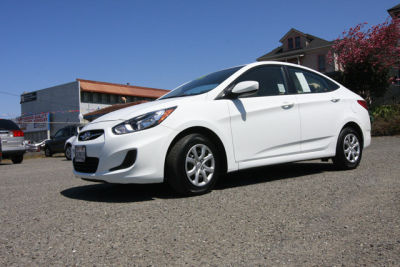 2013 Hyundai Accent  GLS