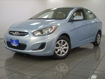 2012 Hyundai Accent  GLS