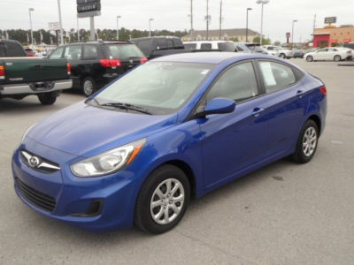 2012 Hyundai Accent  GLS