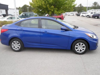 2012 Hyundai Accent  GLS