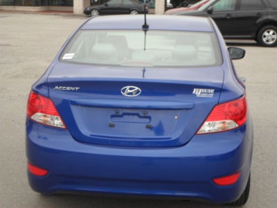 2012 Hyundai Accent  GLS