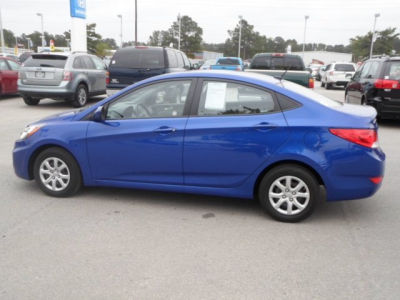 2012 Hyundai Accent  GLS