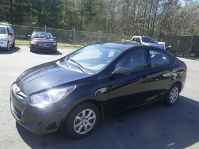 2012 Hyundai Accent  GLS