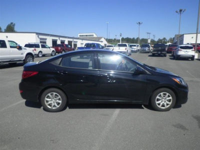 2012 Hyundai Accent  GLS