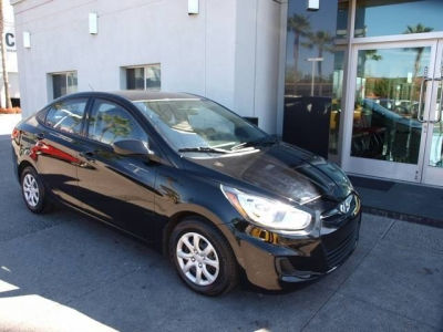 2012 Hyundai Accent  GLS