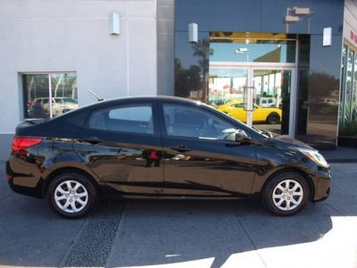 2012 Hyundai Accent  GLS
