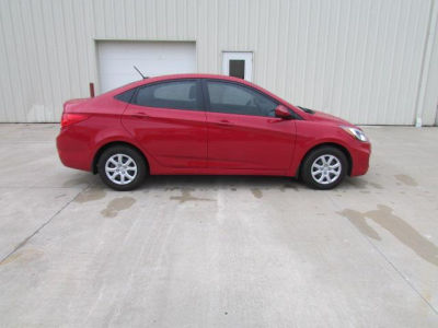 2013 Hyundai Accent  GLS