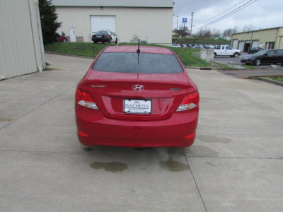 2013 Hyundai Accent  GLS