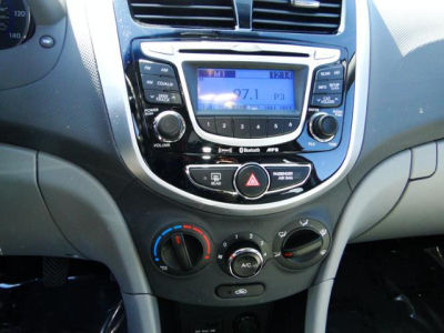 2013 Hyundai Accent  GS