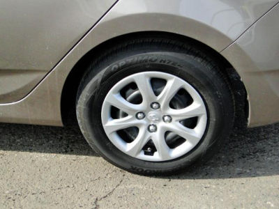 2013 Hyundai Accent  GS