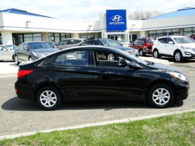 2013 Hyundai Accent GLS