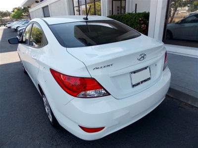 2013 Hyundai Accent  GLS