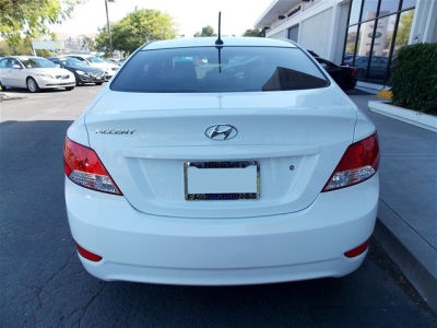 2013 Hyundai Accent  GLS