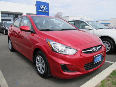 2012 Hyundai Accent GLS