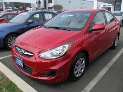 2012 Hyundai Accent  GLS