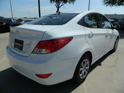 2012 Hyundai Accent  GLS
